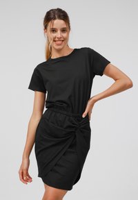 Even&Odd by Zalando - Džersejové šaty - black Miniatúrny obrázok 1