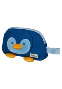 Custodia a forma di pinguino blu con texture in peluche, becco e zampe arancioni, chiusura con zip e un gancio in tessuto attaccato per un facile trasporto.