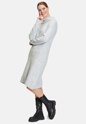 MIT TURTLE NECK - Gebreide jurk - hellgrau