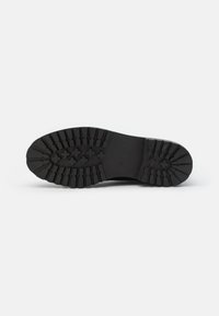 Walk London LUCINDA HIKER  - Botins de atacadores - black