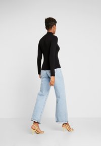 Gina Tricot DORSIA - Camisola de manga comprida - black