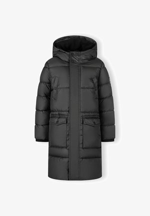 Fekete puffert észlel, kapucnival, elülső gombokkal, két mellzsebből, bordázott mandzsettákkal és egyenes szabással, steppelt textúrával.