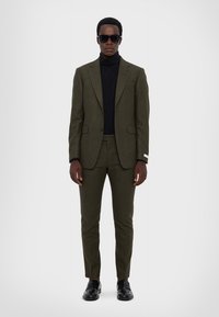 Tiger of Sweden JUSTIN - Completo - dark khaki green