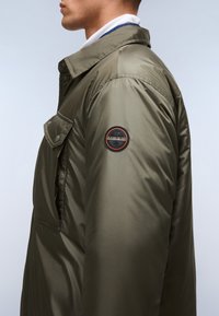 Napapijri O-CASIES LS. - Chaqueta de entretiempo - tea leaf g0a