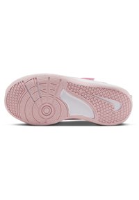 Nike Performance OMNI MULTI COURT UNISEX - Sapatilhas - pink foam/white hyper pink- ed soft pink