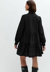 Thumbnail Image 2