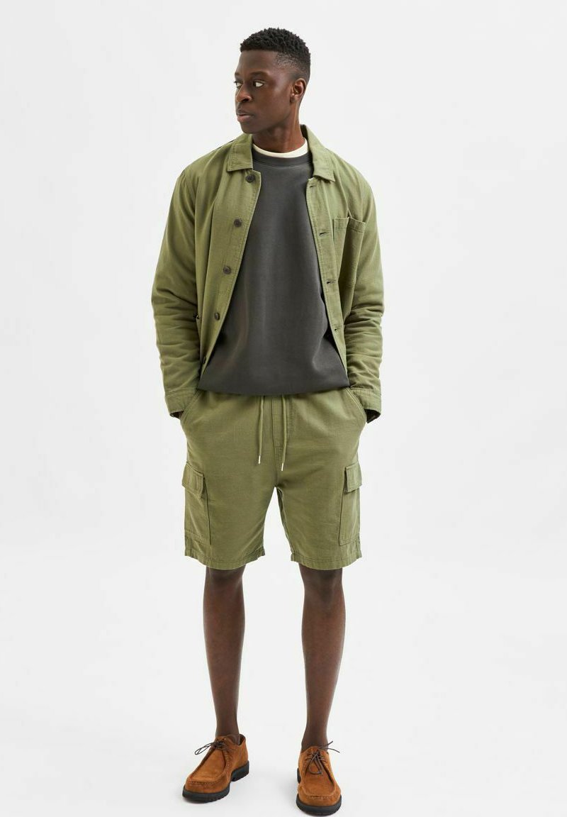 Herren Chino Shorts | Selected Homme Shorts olivine/grün - AT47750 Herren Chino Shorts | Selected Homme Shorts olivine/grün - AT47750