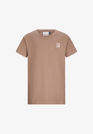 Brązowy T-shirt z krótkim rękawem, z małym białym logo "RETOUR R" po lewej stronie klatki piersiowej, z okrągłym dekoltem i standardowym krojem.