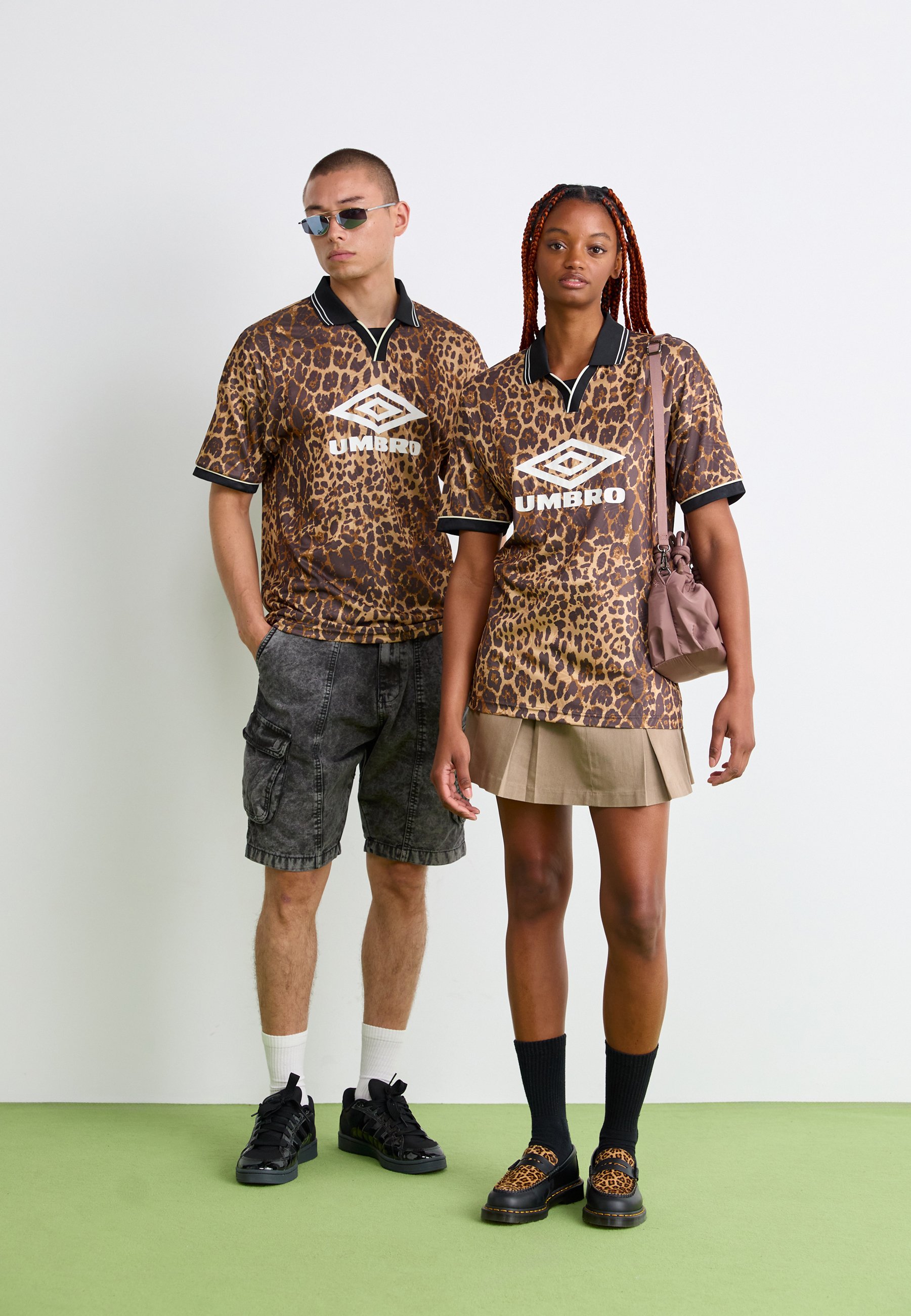 Umbro BOXY FOOTBALL UNISEX - Polo shirt - leopard / black