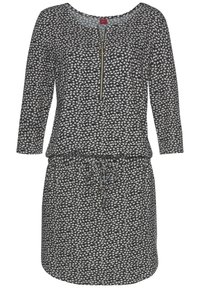 Kurzärmliges Kleid in Schwarz mit einem weißen Blattmuster, mit einem halben Reißverschluss vorne, verstellbarem Kordelzug in der Taille und weichem Stoff. 