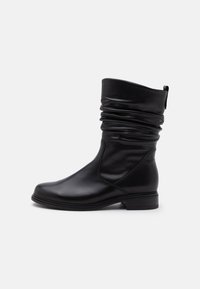 Επιλέχθηκε, black