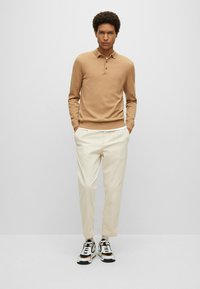 BOSS BONO - Pulóver - beige