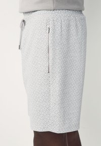 Next REGULAR FIT - Shorts - light grey