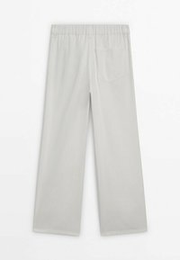 Massimo Dutti Tygbyxor - white