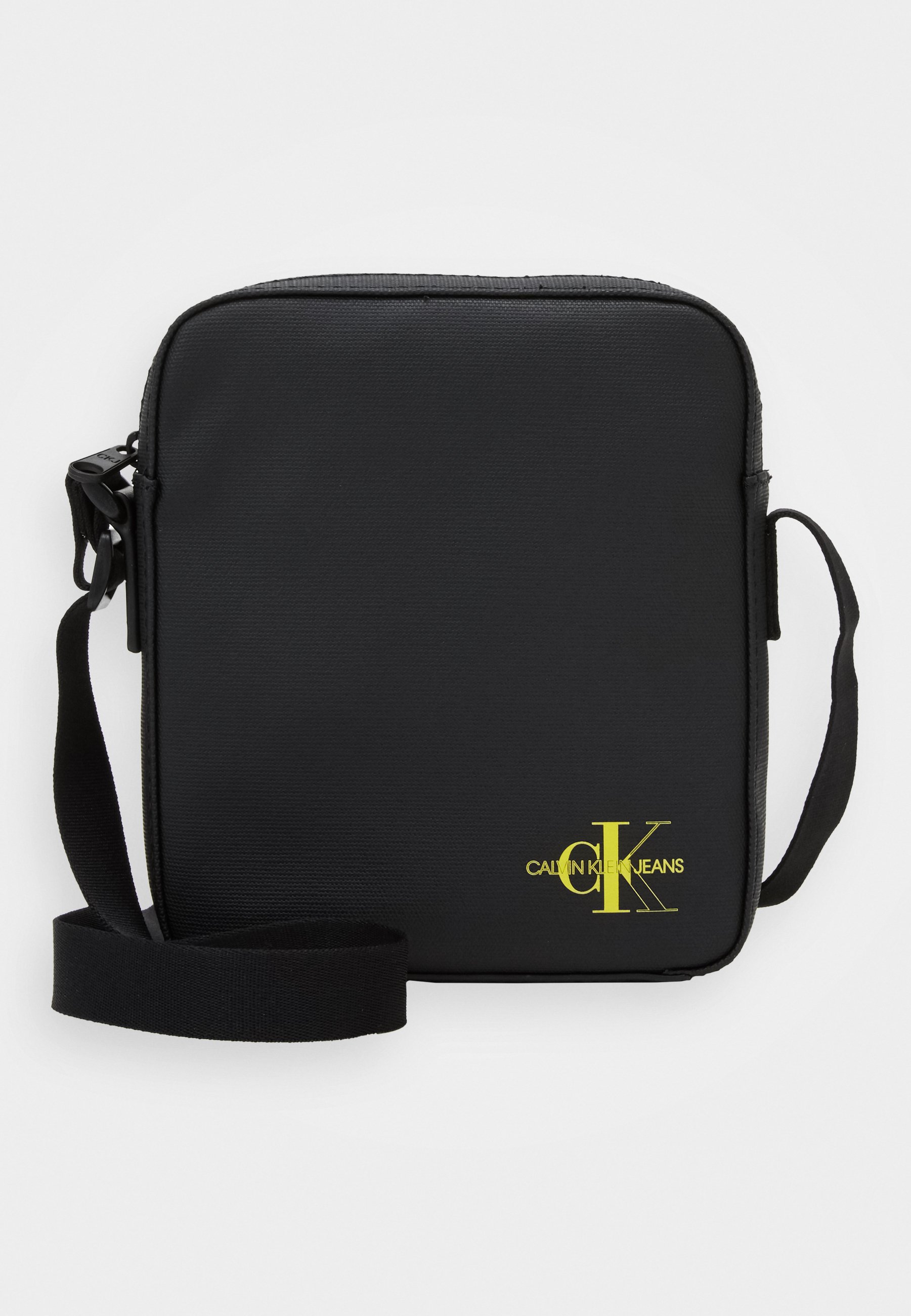 calvin klein umhängetasche herren schwarz