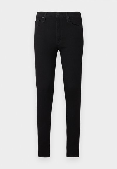 Μαύρο στενό τζιν παντελόνι κατασκευασμένο από λείο τζιν ύφασμα. Διαθέτει κλασικό σχεδιασμό με πέντε τσέπες και κλείσιμο με κουμπί στη μέση.