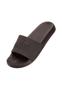 Czarny syntetyczny sandał w formie klapka z teksturowaną wkładką, szerokim paskiem z wytłoczonym logo oraz konturowaną podeszwą dla komfortu.