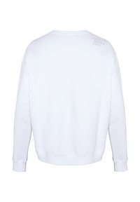Weißer Sweatshirt mit gerippter Textur, Rundhalsausschnitt und langen Ärmeln. "GOOD VIBES ONLY" in Grau auf der Rückseite, nahe der Schulter, gestickt.