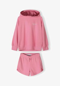 Pasirinkta, neon pink