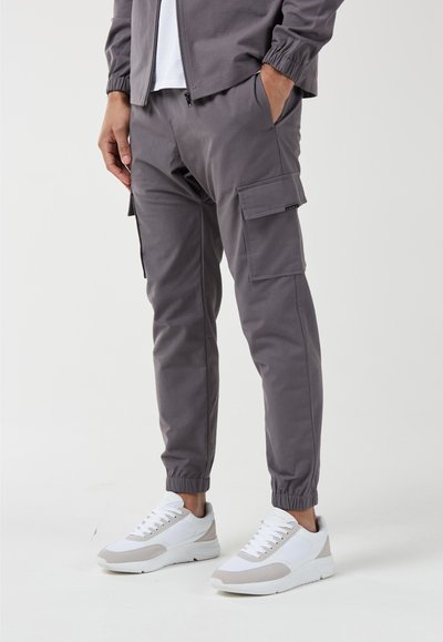 SMART UTILITY PANT - Pantalon cargo - charcoal