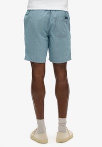 Superdry & Co BERMUDA - Shorts - washed indigo chalk stripe