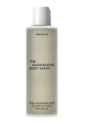 Flaske med Mantle-mærkets "The Awakening Body Wash" med kølende og beroligende ingredienser, kapacitet på 250 ml, hvid hætte.