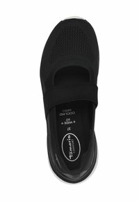 Svart slip-on sko med meshöverdela, vadderad rem över instep, vadderad innersula och vit yttersula. Bred passform, storlek 37.
