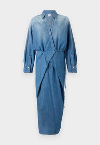 Denimkjole i lyseblå, med kragehals, lange ermer, omslagdesign, sidesnorer og teksturert stoff.