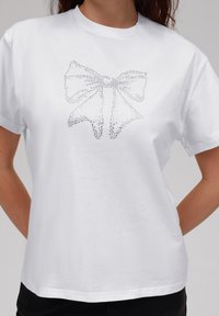 Even&Odd Tričko s potlačou - white