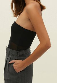 Stradivarius Broek - dark grey