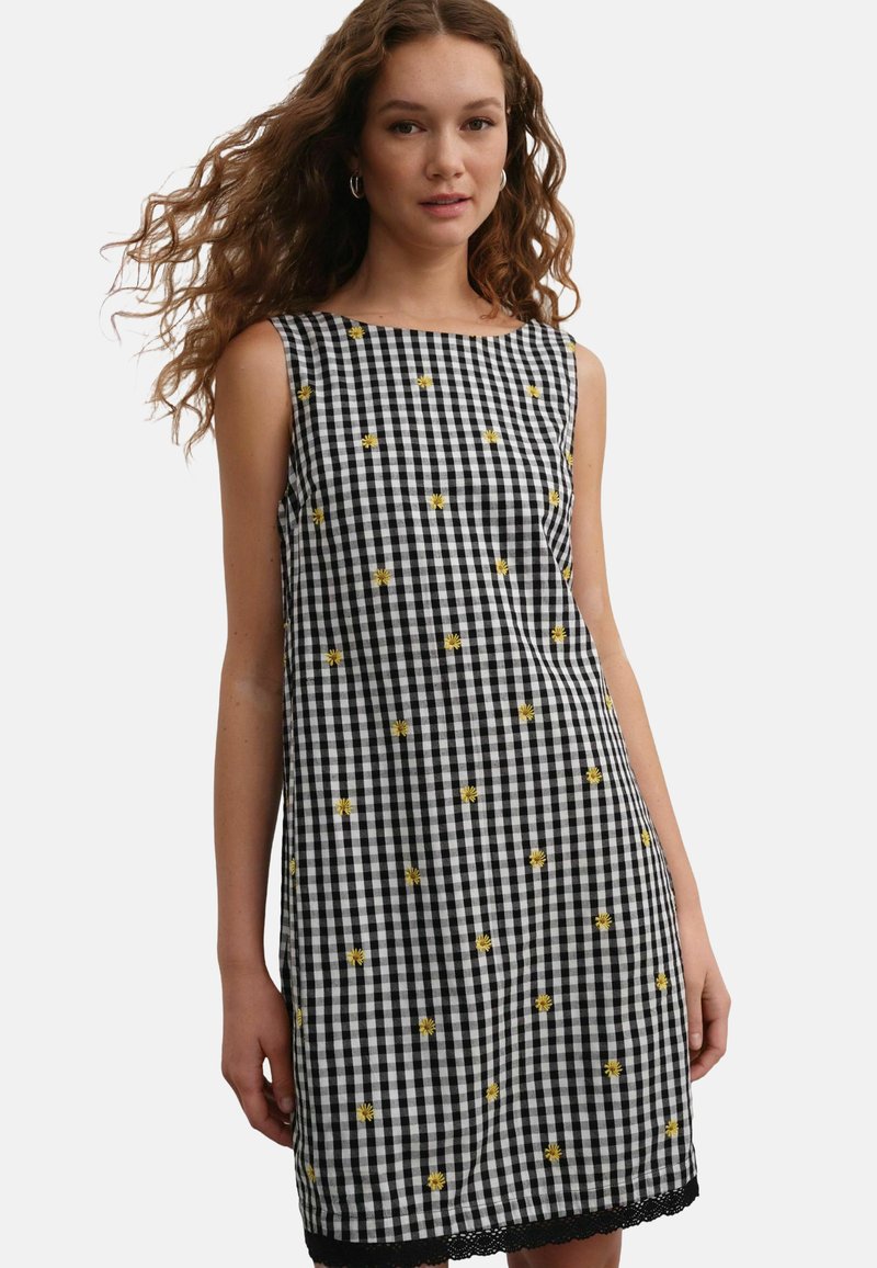 Next REGULAR FIT - EMBROIDERED DAISY - Kasdienė suknelė - black white gingham