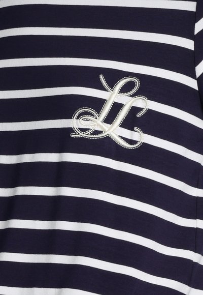 Marineblauw en witte gestreepte shirt met een geborduurd zilveren "LL" logo op de borst, gemaakt van zachte katoen.