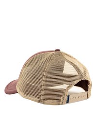 Cappello marrone con retro in rete, caratterizzato da una corona solida e una visiera curva. Chiusura regolabile a scatto con diverse notches per la misura.