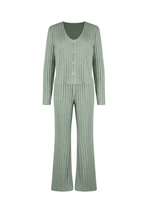 Loungewear set in muntgroen van geribbelde stof, bestaande uit een cardigan met V-hals en knopen en uitlopende broek, beide met verticale ribbelpatronen.