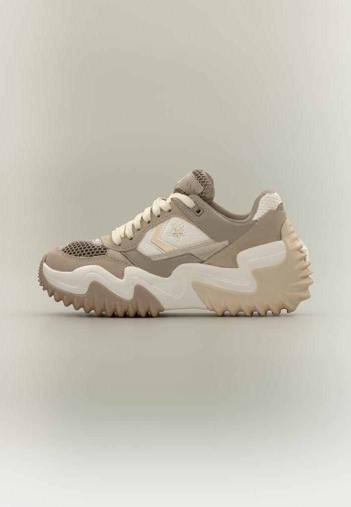 Converse WAVE MOTION TRAINER UNISEX - Trainers - vintage cargo/beach stone/vintage white