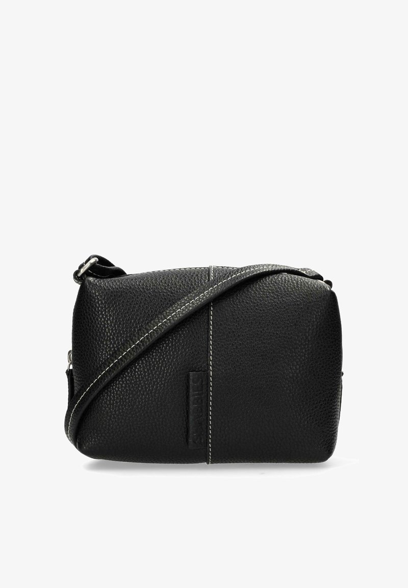 Sac en cuir noir à bandoulière avec une finition texturée, une longue sangle réglable et des coutures blanches. Dispose d'une étiquette de marque discrète.