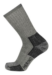 Graue Socke mit geripptem Muster, verstärkten dunkelgrauen Fersen- und Zehenbereichen sowie dem Wort "MERINO", das an der Seite aufgedruckt ist.