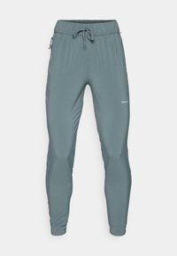 Unselected, nouveau green