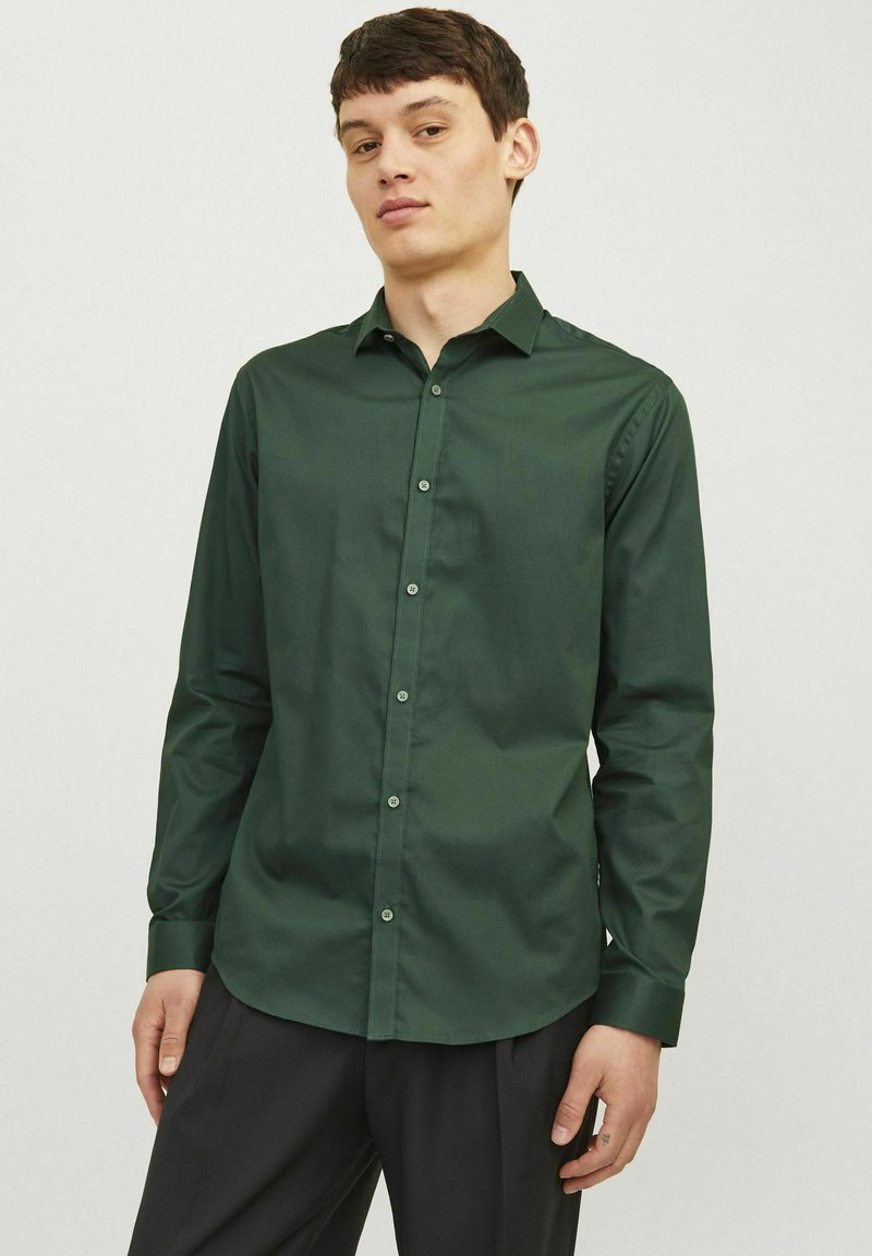 Jack & Jones PREMIUM CARDIFF - Overhemd - darkest spruce