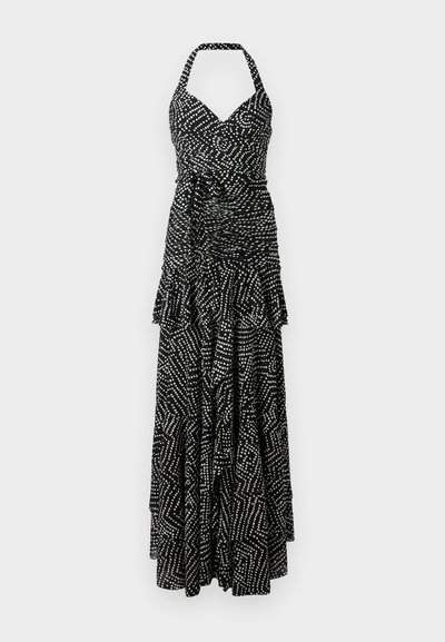 Juoda ir balta maxi suknelė su halter kaklo iškirpte, raukšlėta krūtine, sluoksniuota volanų apačia ir geomatiniu taškų bei linijų raštu.