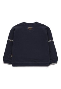 Sudadera azul marino con mangas largas, puños y dobladillo de canalé, con una etiqueta cosida en la parte posterior y acentos de texto en las mangas.