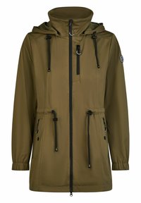 Olivgrüne, wasserabweisende Jacke mit Reißverschluss vorne, Kapuze, Kordelzug in der Taille, schwarzen Akzenten und zwei seitlichen Reißverschlusstaschen.