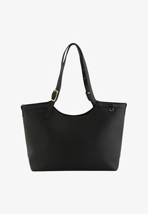 Bolso tote de cuero negro texturizado con correas dobles ajustables para los hombros y hebillas en tono dorado, parte superior abierta con pequeño detalle de anillo metálico.