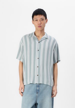 Jack & Jones JJEJEFF STRIPE RESORT SS SN - Skjorter - iceberg green
