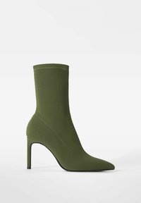 Bershka Ankle boot