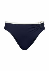Tums zila bikini apakša ar kontrastējošu baltu jostu, savilktiem sānu elementiem un zeltainiem aksesuāriem. Gluda auduma tekstūra.
