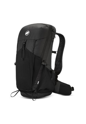 Schwarzer Rucksack mit einem schlanken, aerodynamischen Design, strukturiertem Stoff, verstellbaren Trägern, zwei Seitentaschen und einem auffälligen Markenlogo oben.