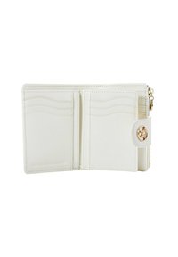Portefeuille blanc en cuir lisse avec plusieurs emplacements pour cartes, une poche zippée et un fermoir à pression avec une finition dorée.