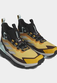 Adidas Terrex FREE HIKER 2.0 GORE-TEX® - Scarpa da hiking - preloved yellow/silver/semi flash aqua