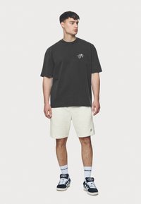 Pegador GORET TEE - Potiskana majica - vintage black